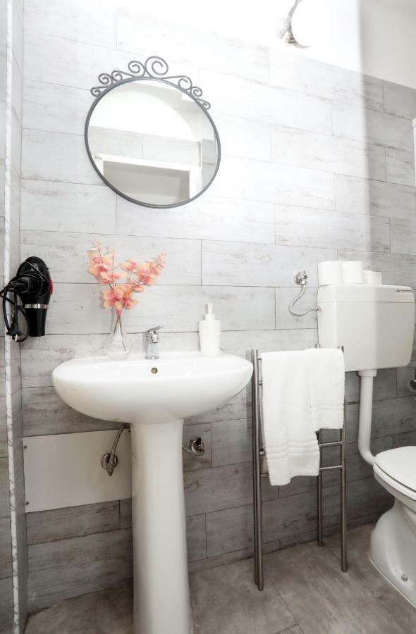 Interno1 Bari Policlinico Otel Dış mekan fotoğraf
